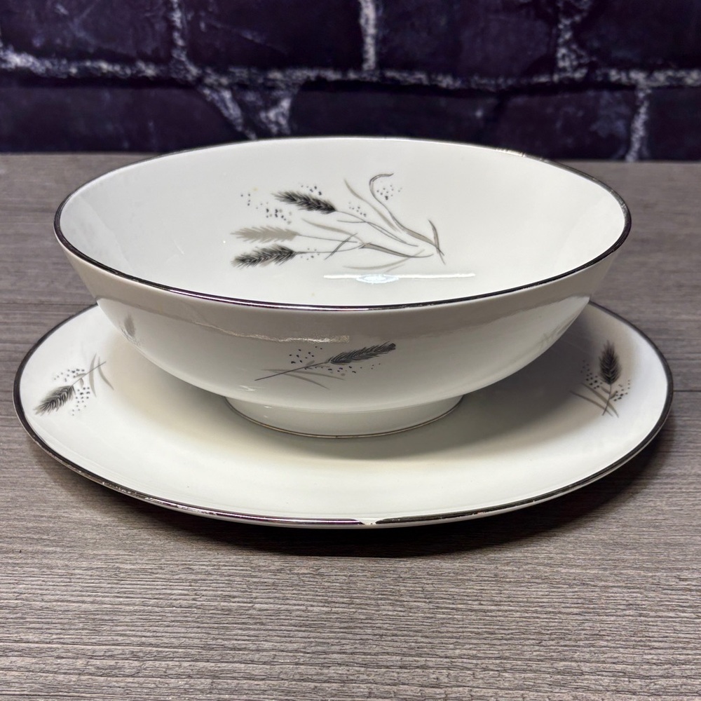 Easterling Ceres Gravy Boat